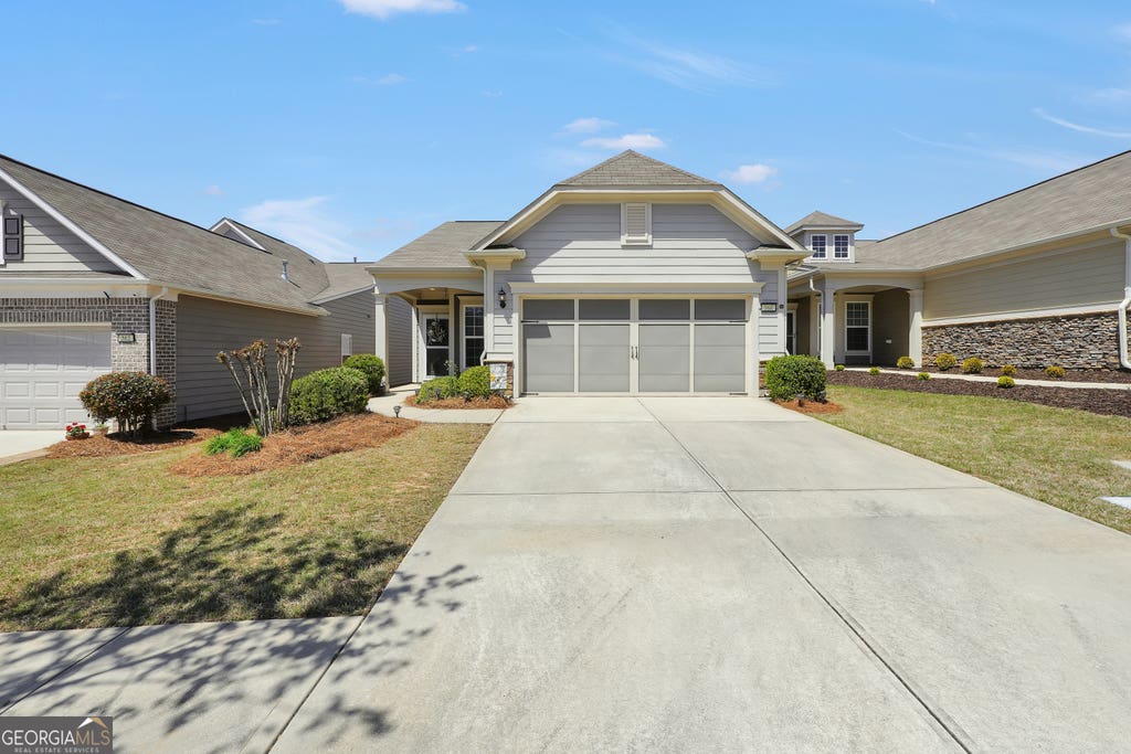 Photo of 560 Beautyberry Drive, Griffin, GA 30223 (MLS # 10819877)