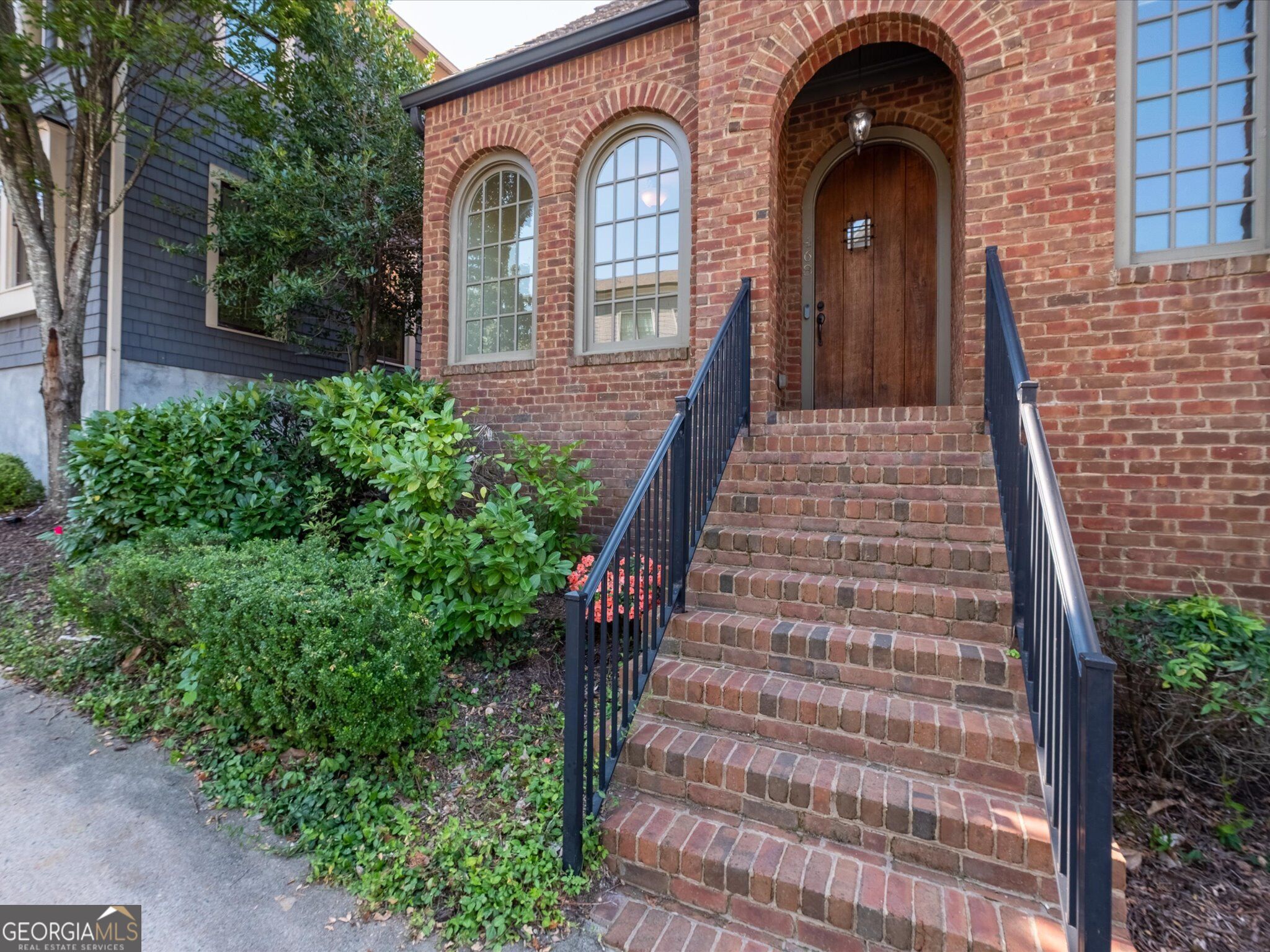 468 Frasier ST SE