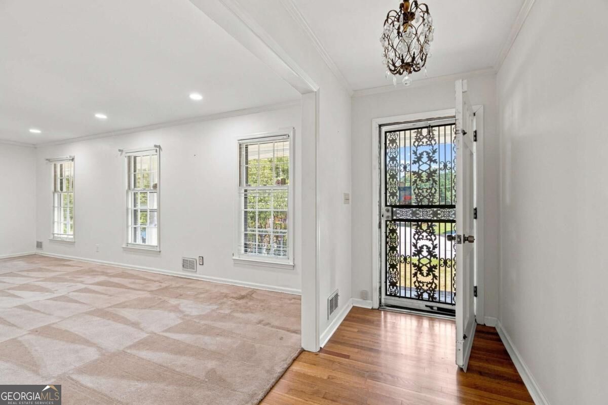 2710 Tanglewood TRL