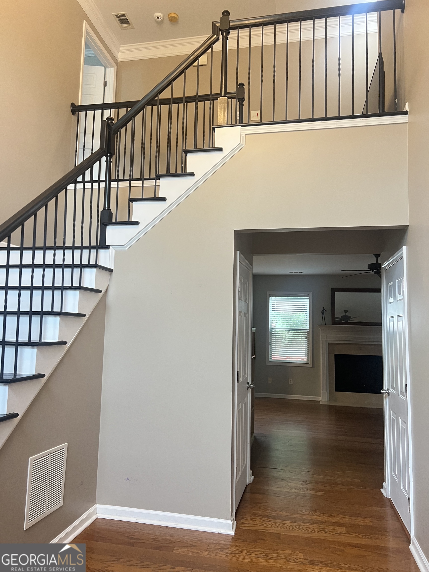 132 SW Wolf View CT SW