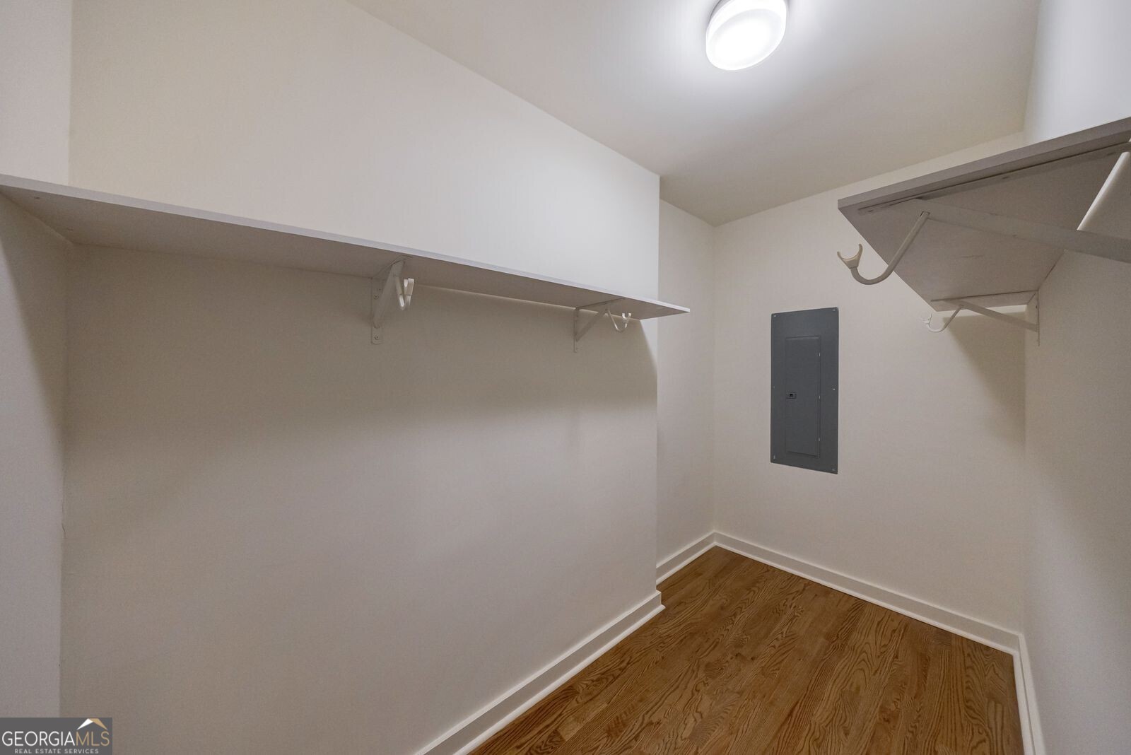 Barton Woods - Residential