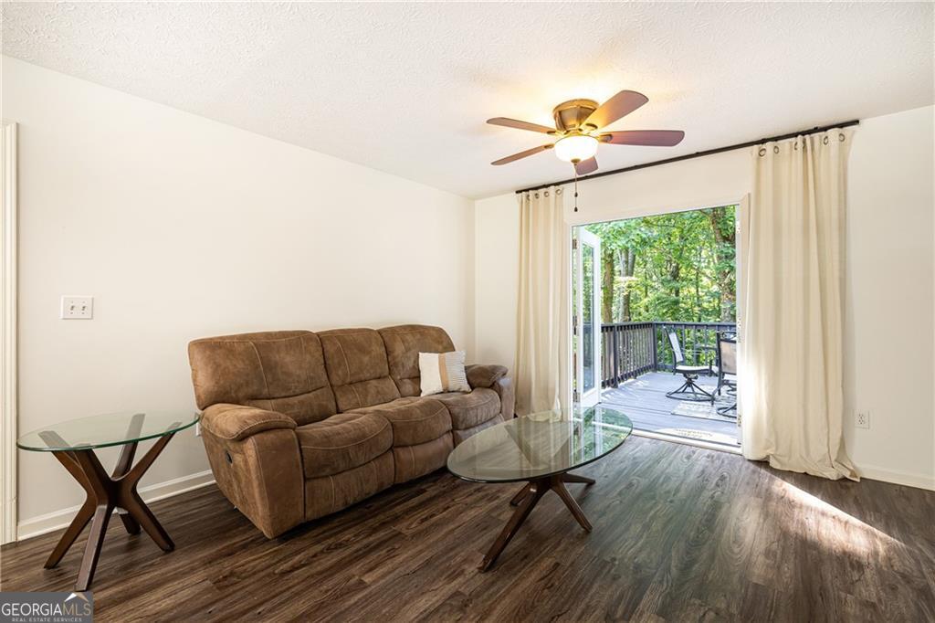 4542 Trellis WAY