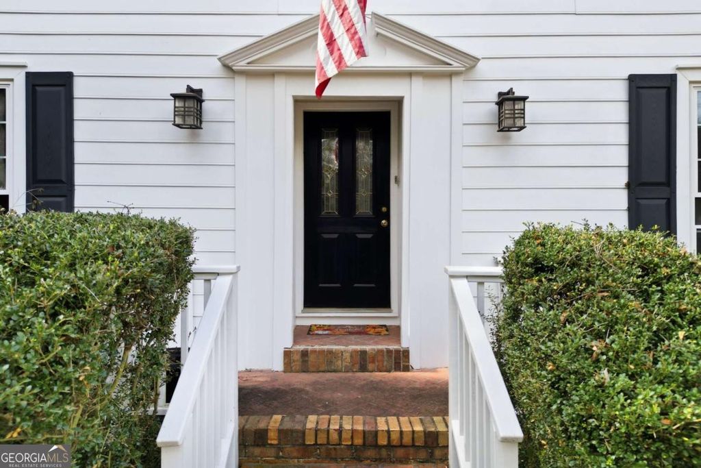 Photo of 1349 Murdock Road, Marietta, GA 30062 (MLS # 10706825)