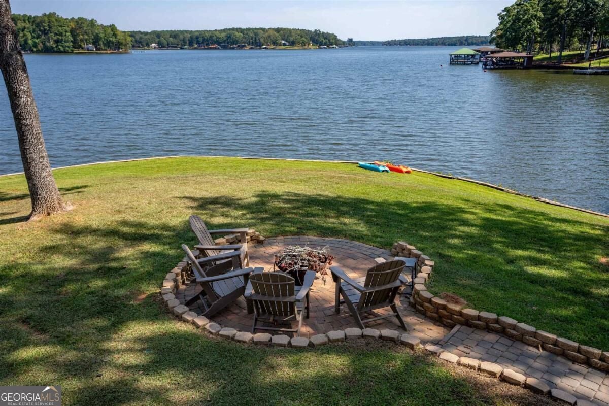 86 Hickory CT