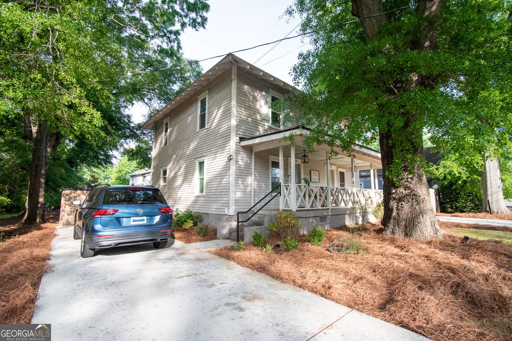 Photo of 702 Radford Street, Monroe, GA 30655 (MLS # 10761738)