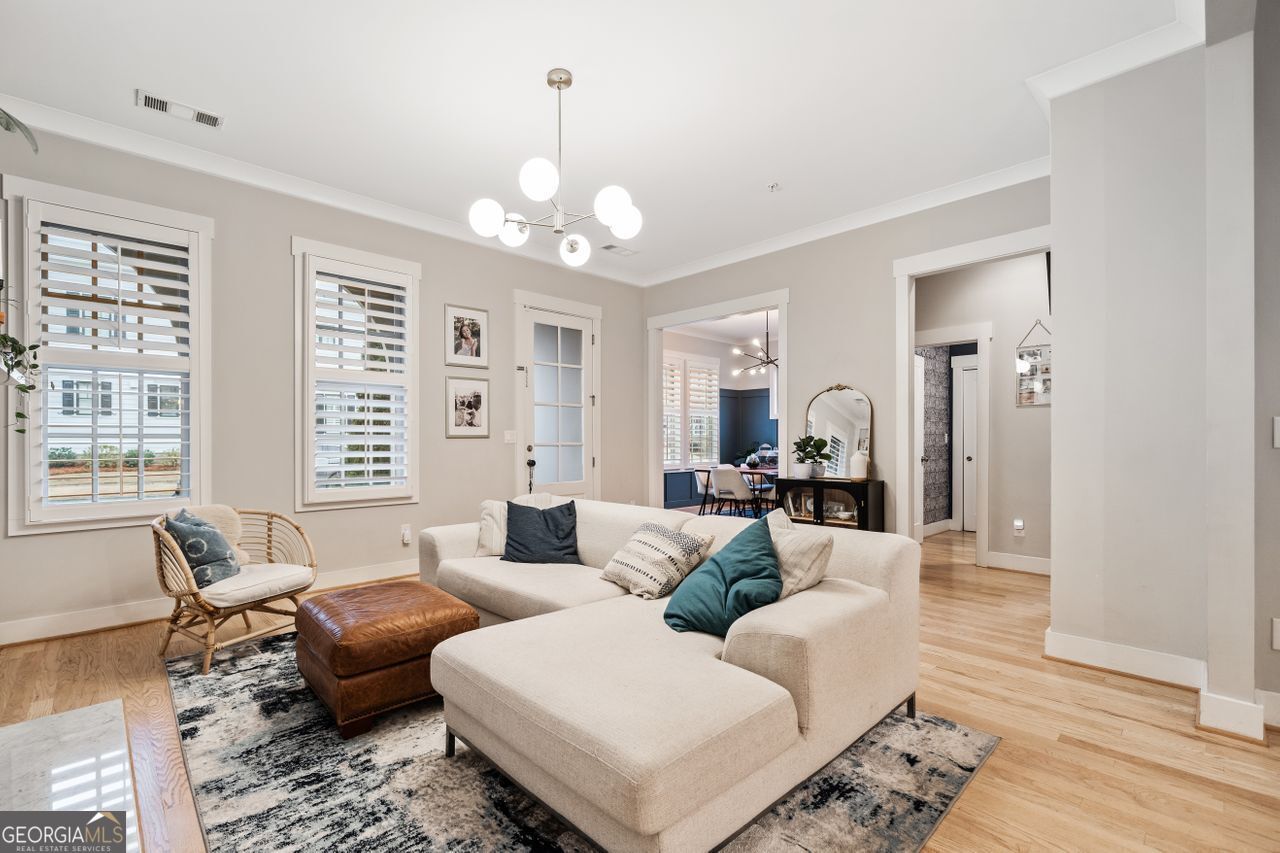228 Dawson DR