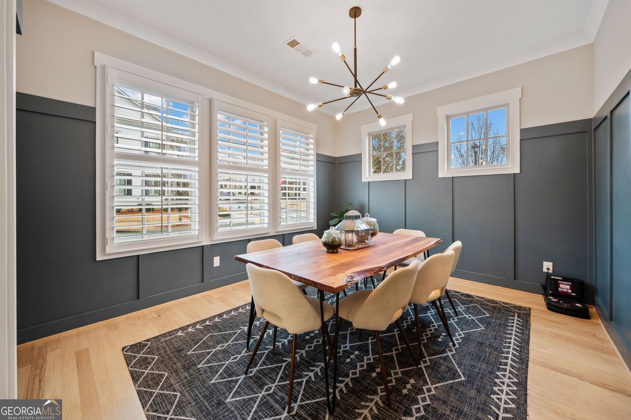 228 Dawson DR