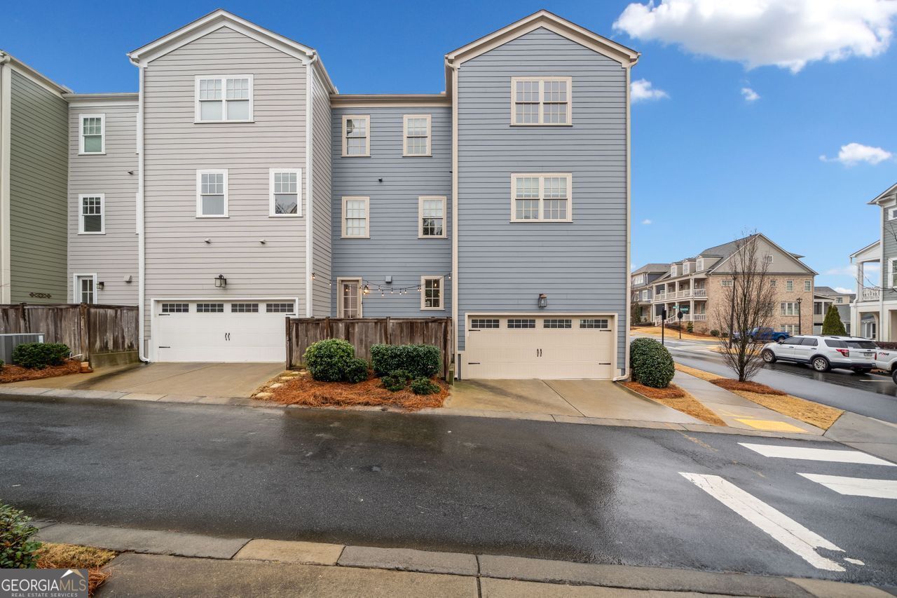 228 Dawson DR