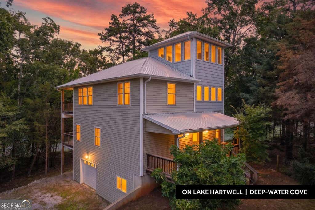Photo of 27 Classic Drive, Hartwell, GA 30643 (MLS # 10812526)