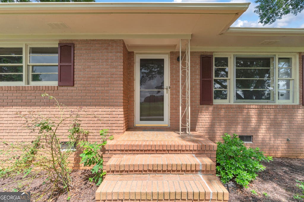Photo of 3657 Wildcat Bridge Road, Royston, GA 30662 (MLS # 10809204)