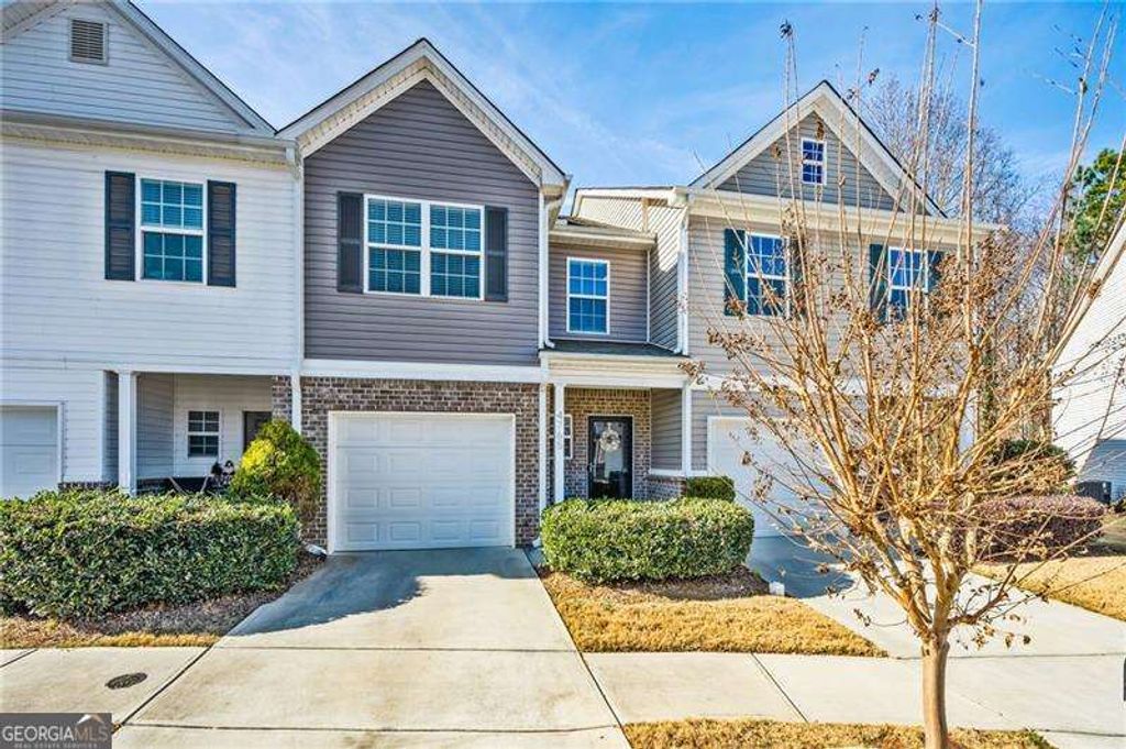 Photo of 4765 Beacon Ridge Lane, Flowery Branch, GA 30542 (MLS # 10757956)