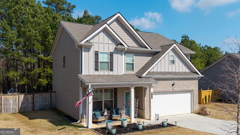 Photo of 405 Crowley Drive, Calhoun, GA 30701 (MLS # 10701935)