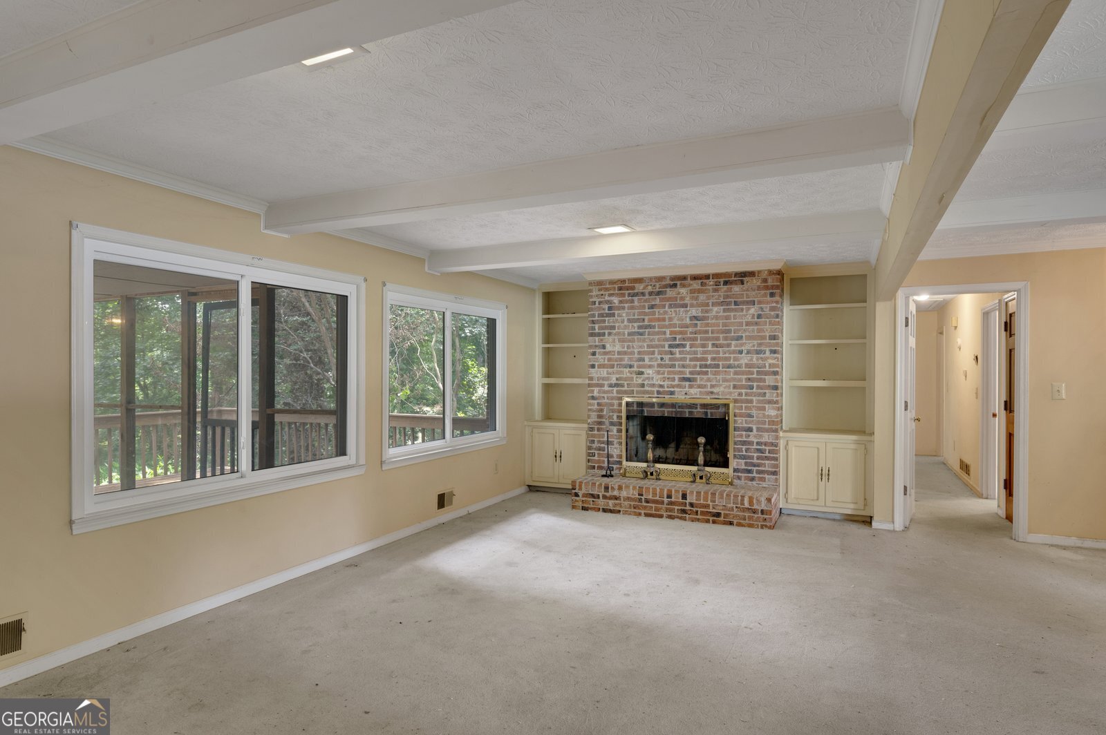 4453 Freeman CT