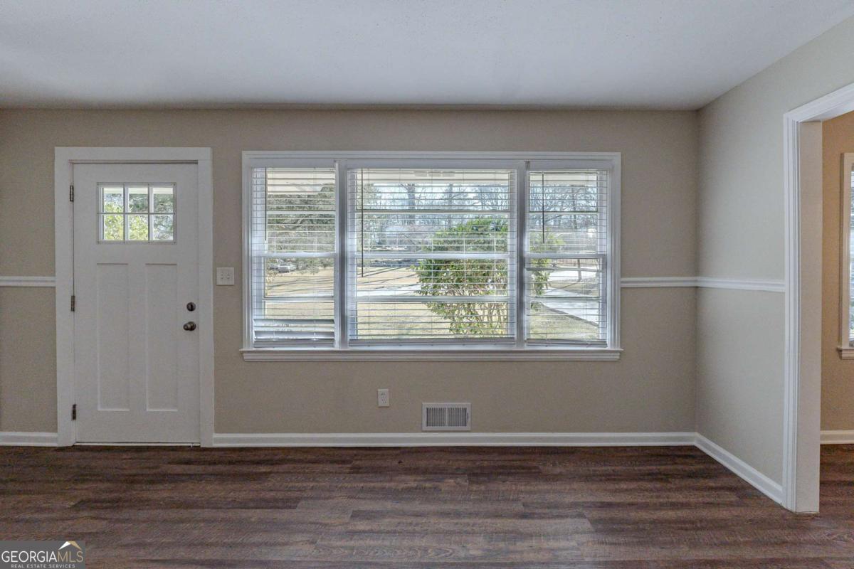 2599 Browns Mill RD SE