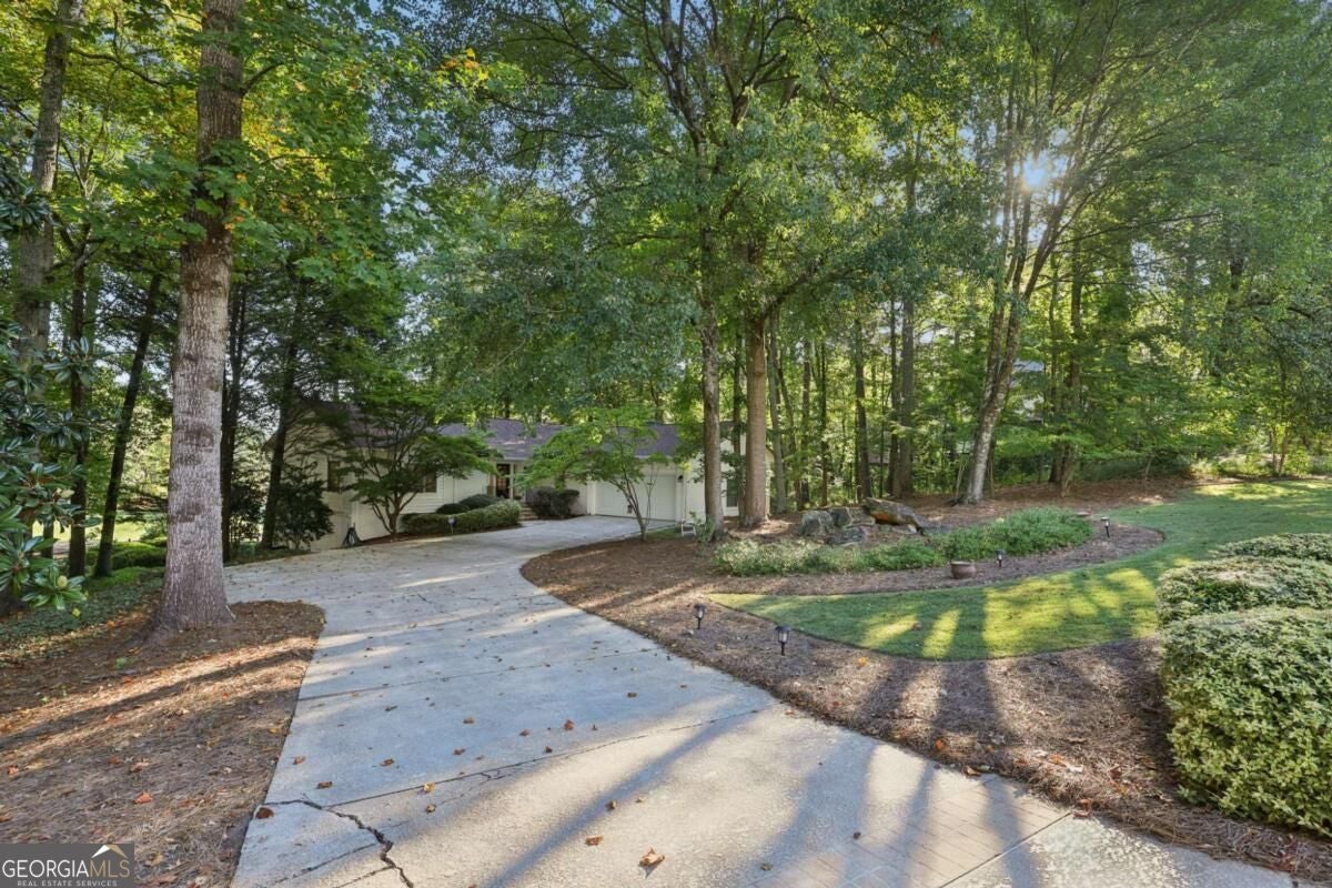 2350 Roxburgh DR