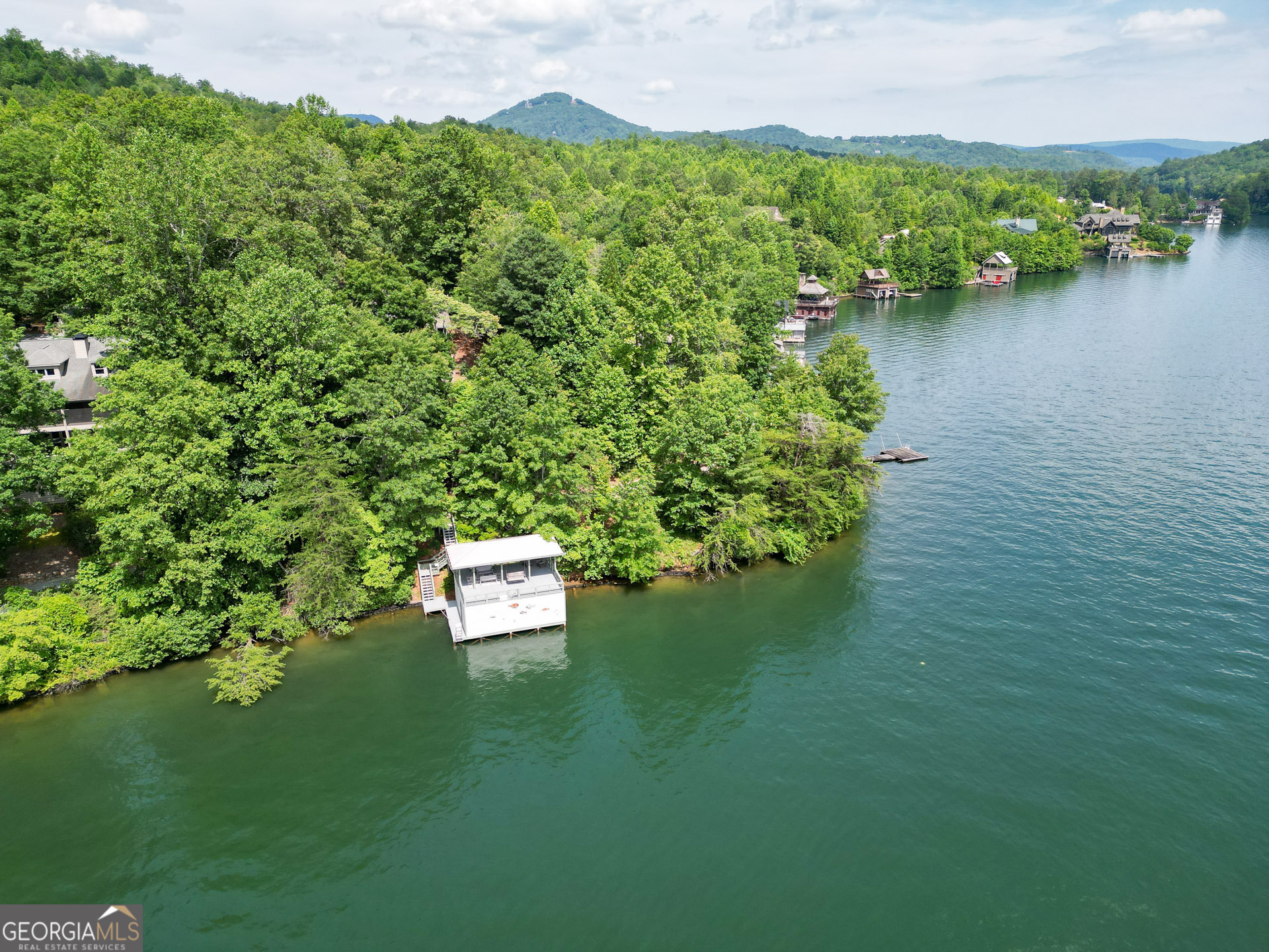 888 Moccasin Creek RD