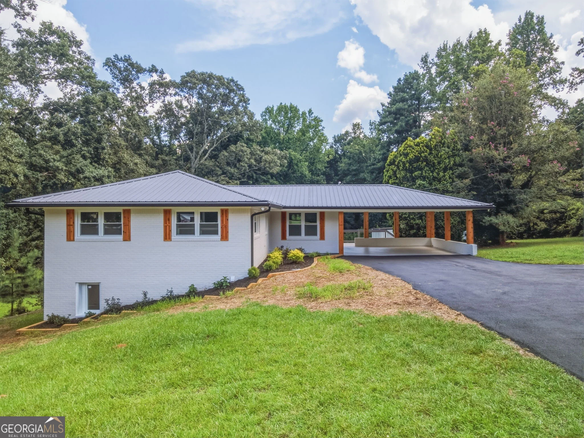 1348 Nebo Road