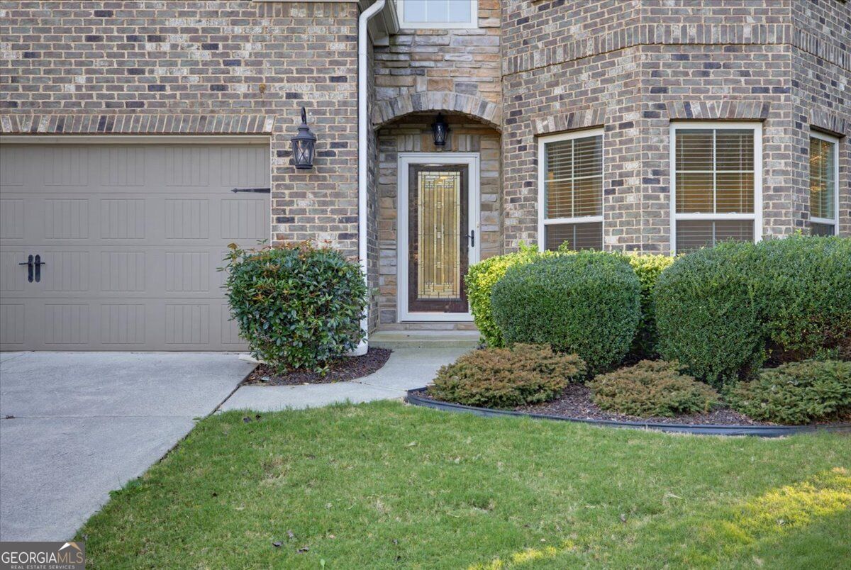 6810 Rocking Horse LN