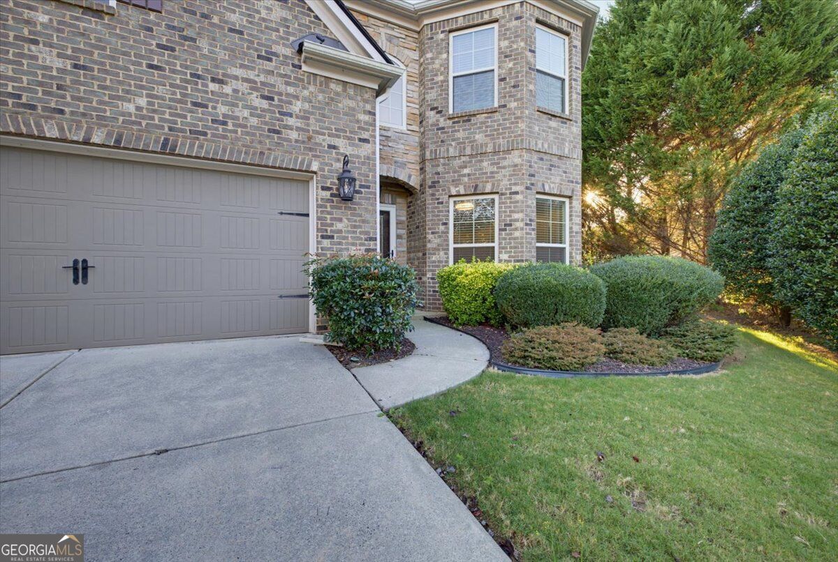 6810 Rocking Horse LN