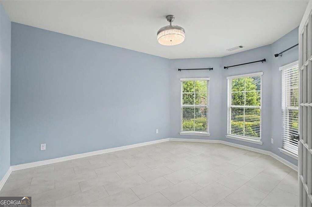 6810 Rocking Horse LN