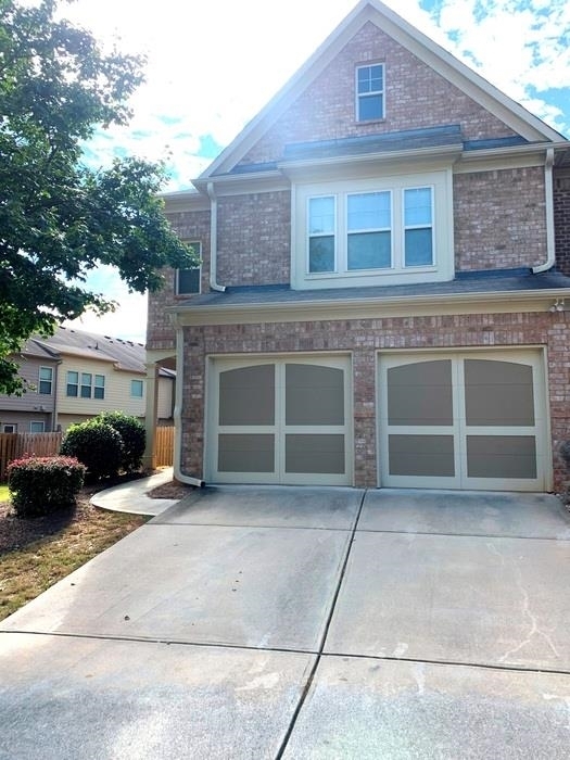 Very nice 3 bedroom 2.5 bathroom home in Alpharetta. This home features: a great layout, nice kitchen with solid surface counters, updates and newer appliances, a comfortable layout with good-sized bedrooms and bathrooms, laundry room hookups, and two car garage. *Tenant is responsible for all utilities and lawn care* Excalibur Homes does not advertise on Facebook or Craigslist. Be advised that the sq ft and other features provided may be approximate. Prices and/or availability dates may change without notice. Lease terms 12 months or longer. Application fee is a non-refundable $75 per adult over 18 years of age. One-time $200 Administrative fee due at move-in. Most homes are pet-friendly. Breed restrictions may apply. Rental insurance required.