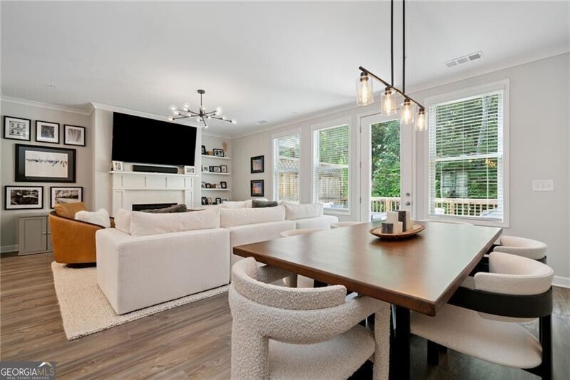 234 Retreat LN