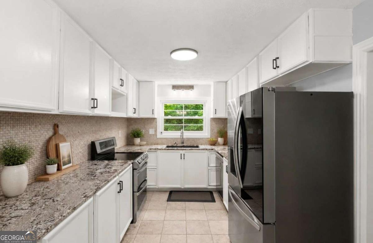 140 Woodhaven WAY