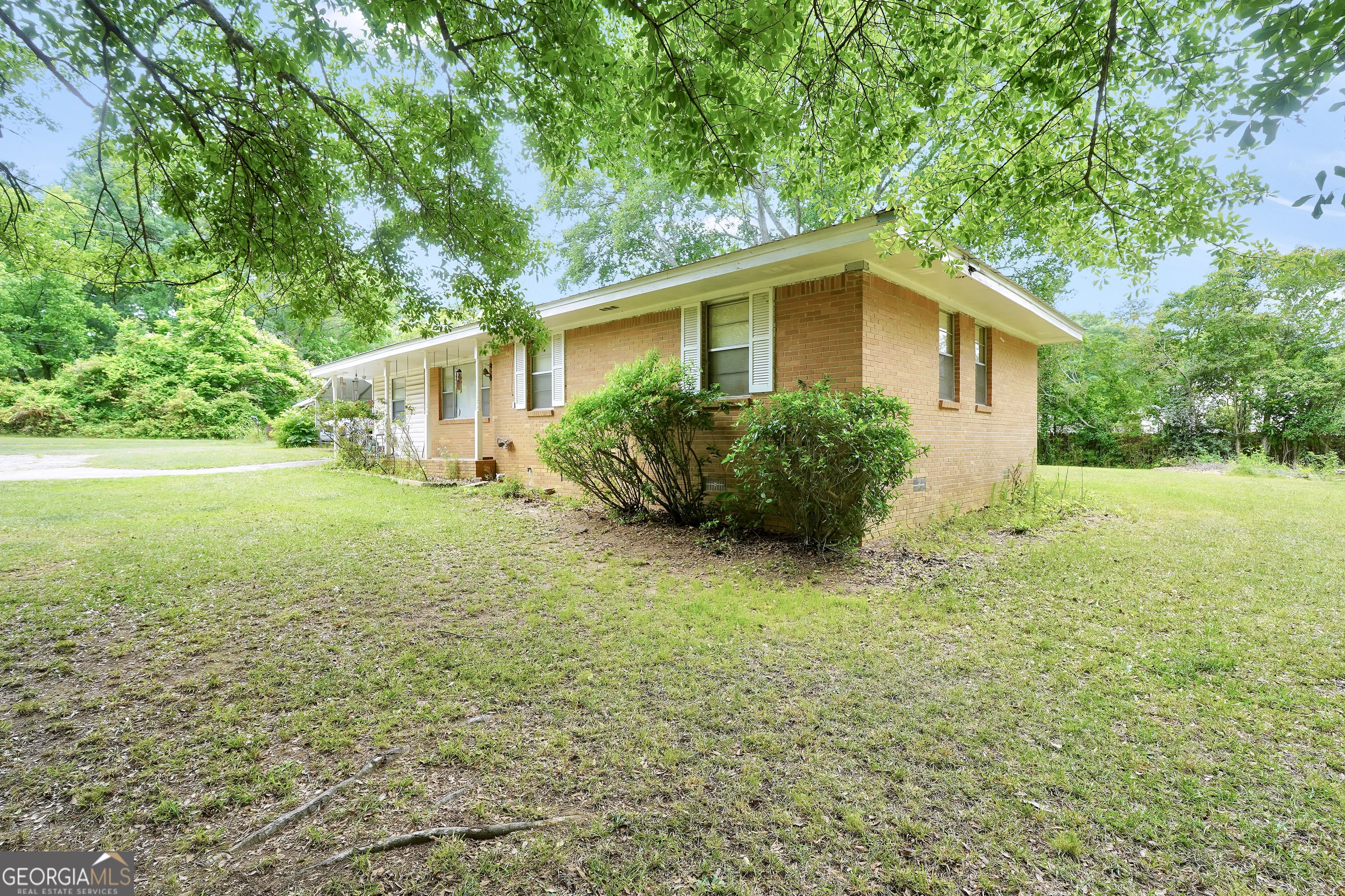 9361 Poston RD