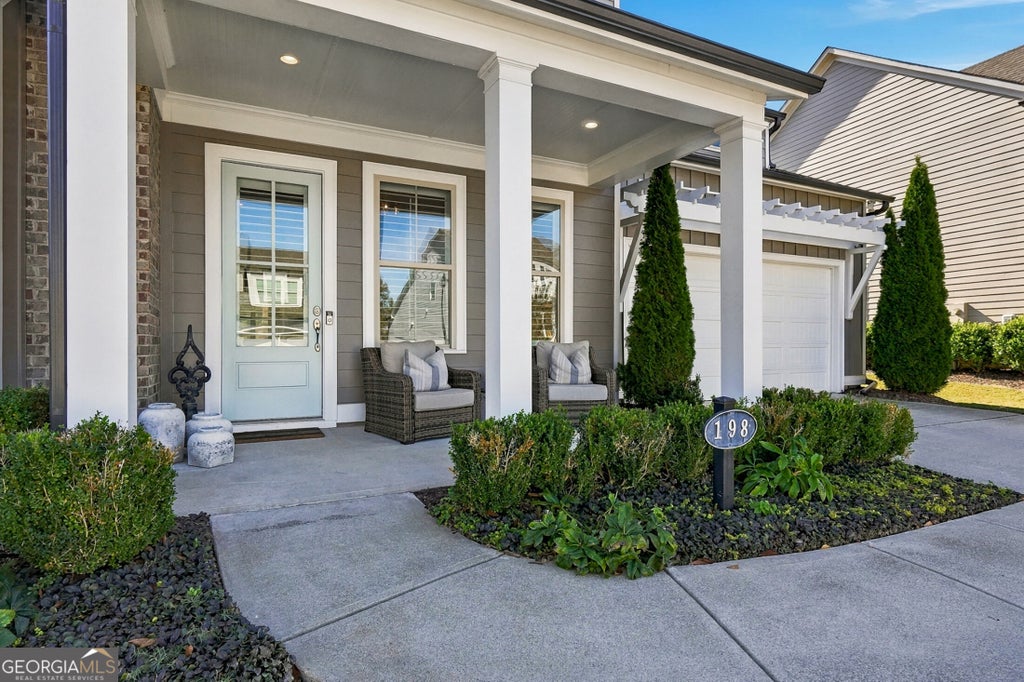 Photo of 198 Fieldbrook Crossing, Canton, GA 30115 (MLS # 10880615)