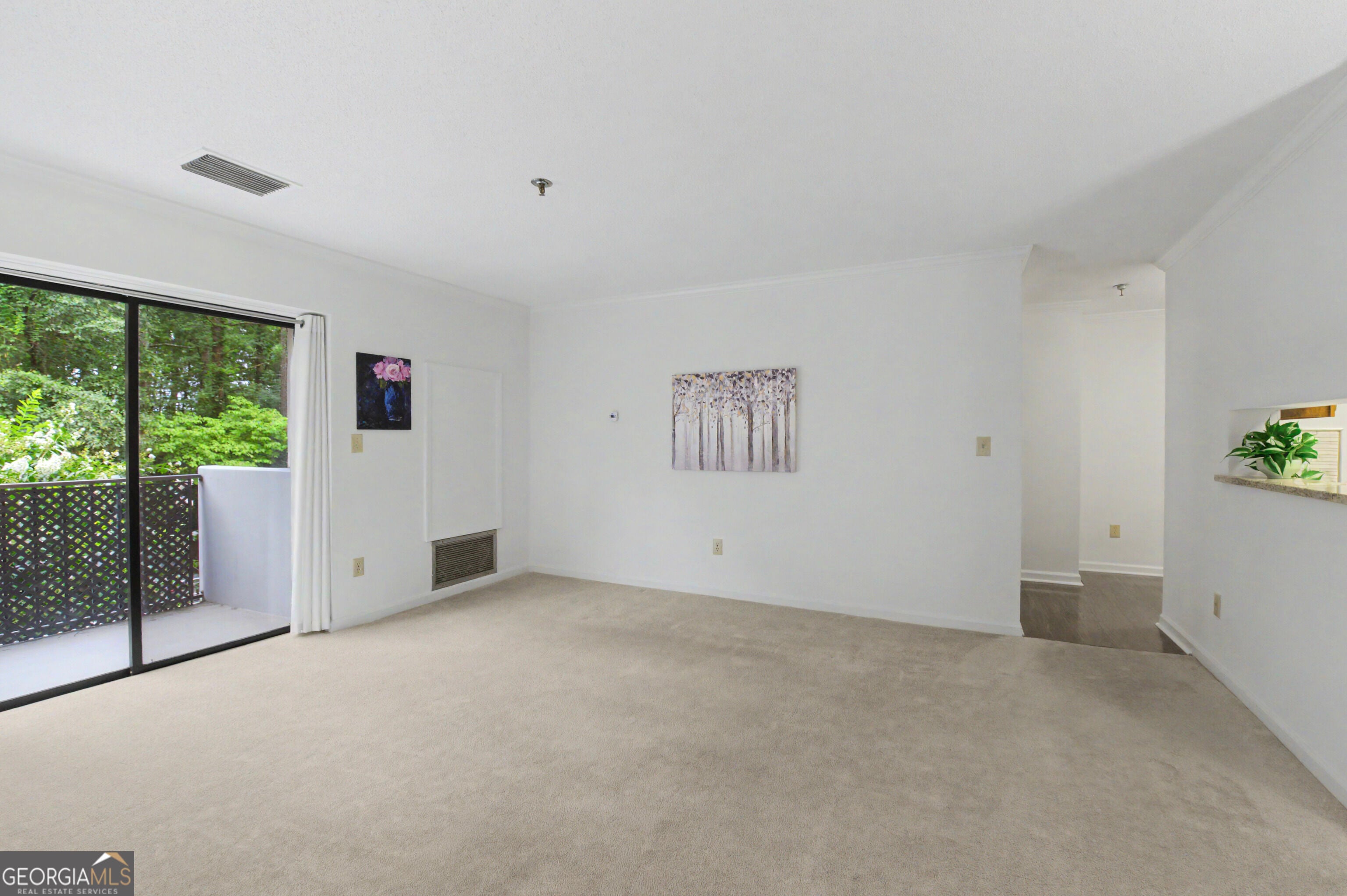 300 Johnson Ferry RD NE A207