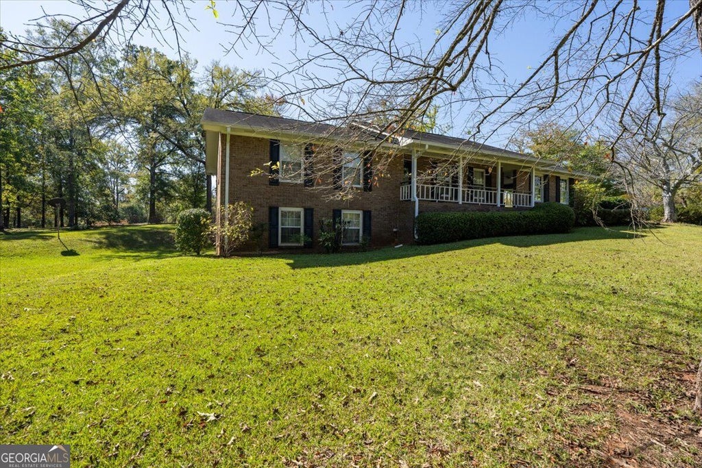 Photo of 3007 Dames Ferry Road, Forsyth, GA 31029 (MLS # 10875584)