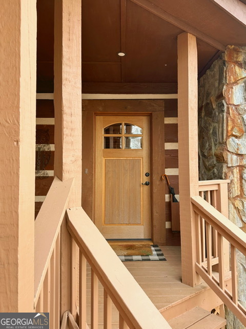 8 Hutchinson Lake RD