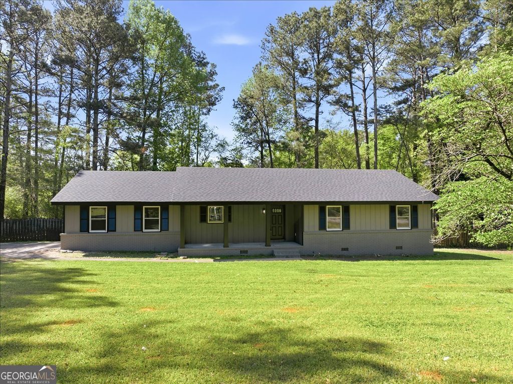 Photo of 108 Fair Oaks Drive SE, Conyers, GA 30094 (MLS # 10730437)