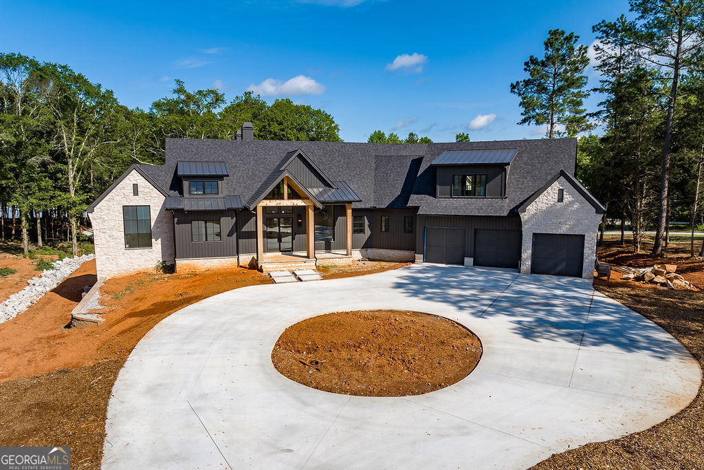 123 Carlota WAY