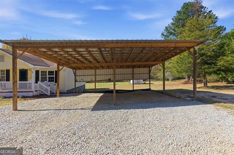587 Whooping Creek RD