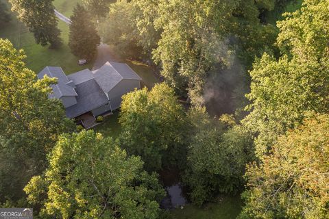 A home in Mineral Bluff