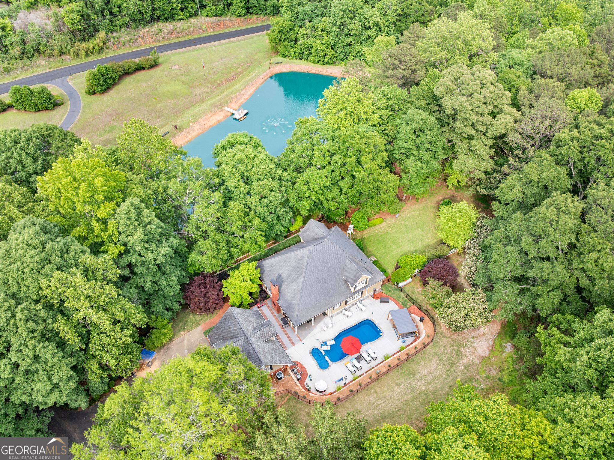 2832 B Wilson RD