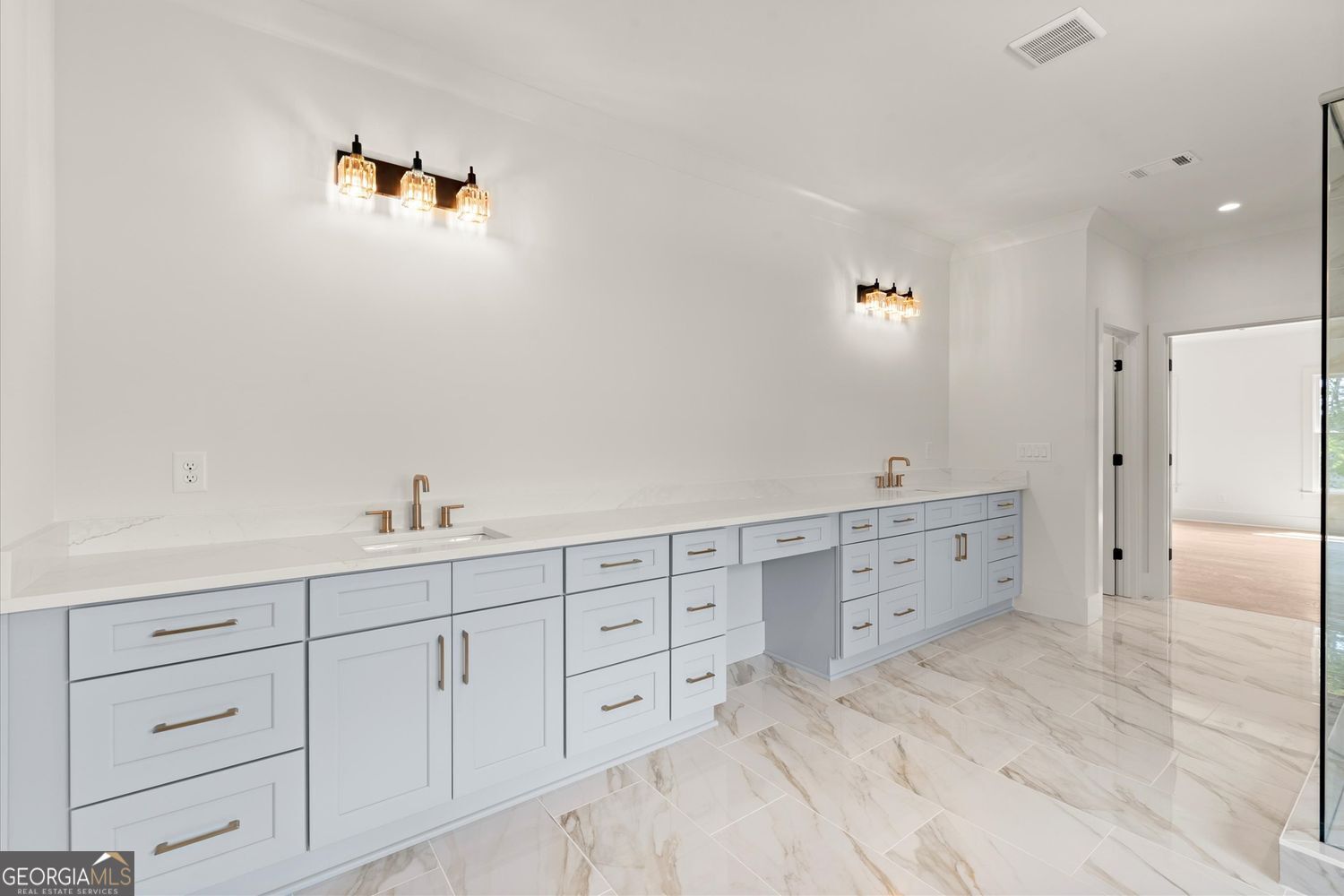 VESTAVIA ESTATES - Residential