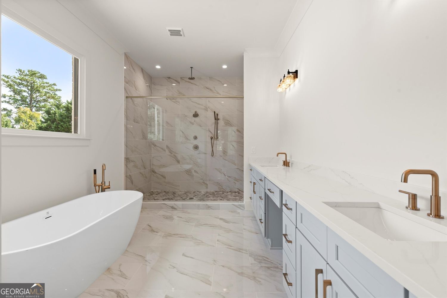 VESTAVIA ESTATES - Residential