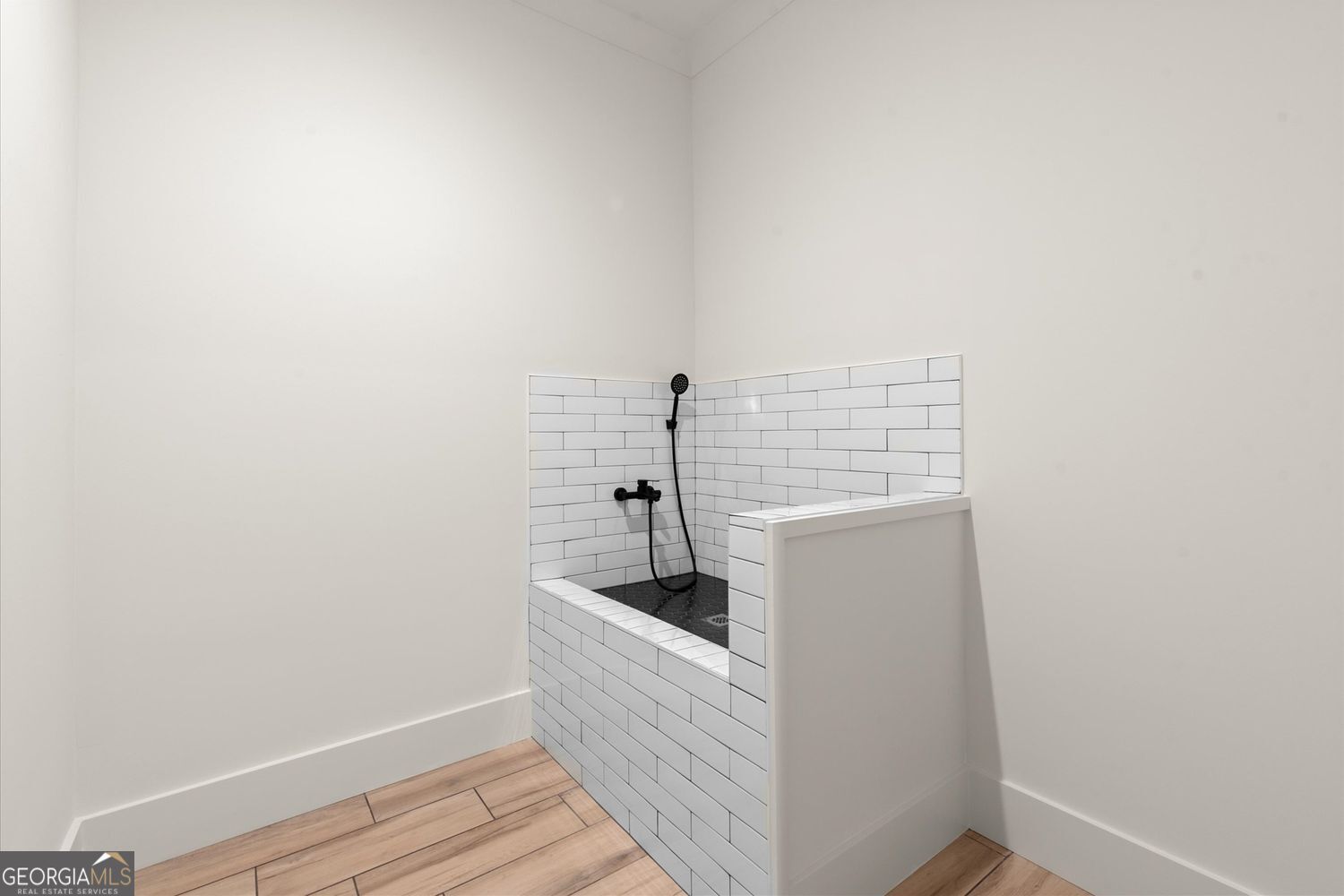 VESTAVIA ESTATES - Residential