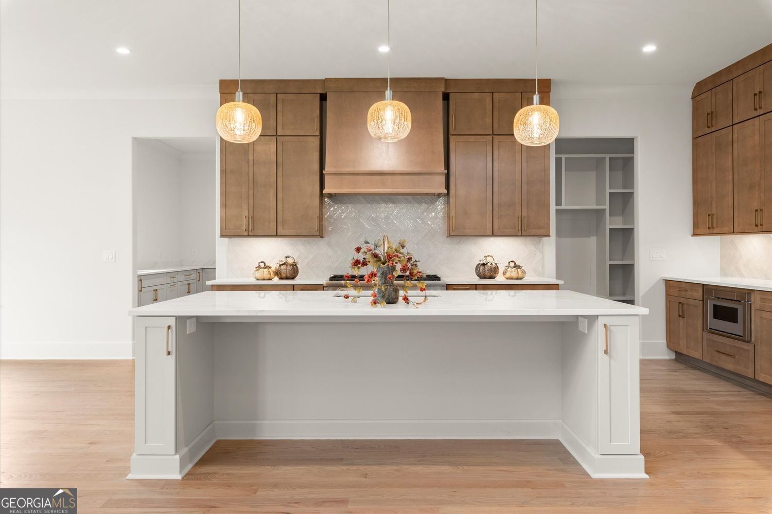 VESTAVIA ESTATES - Residential