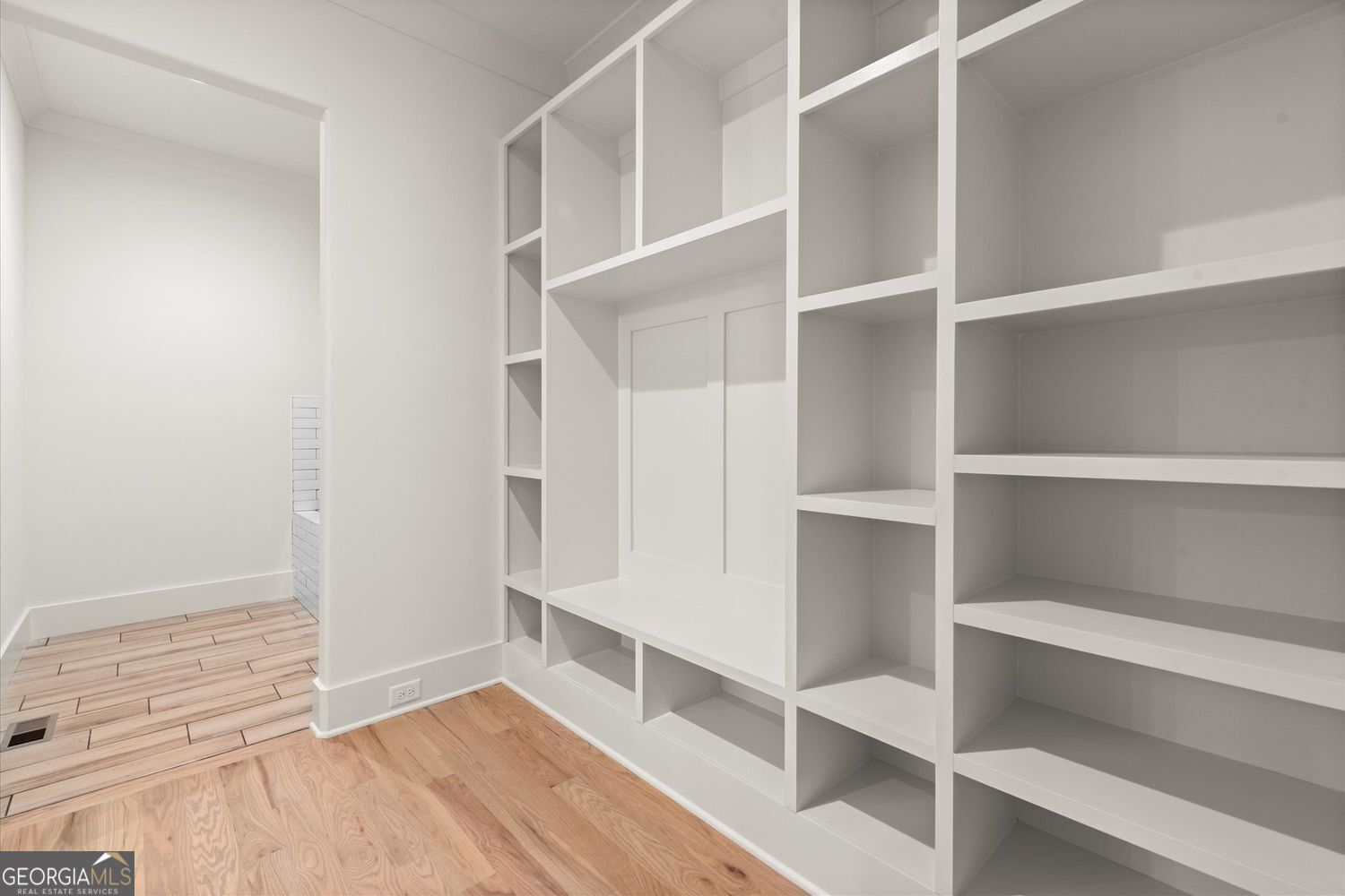 VESTAVIA ESTATES - Residential