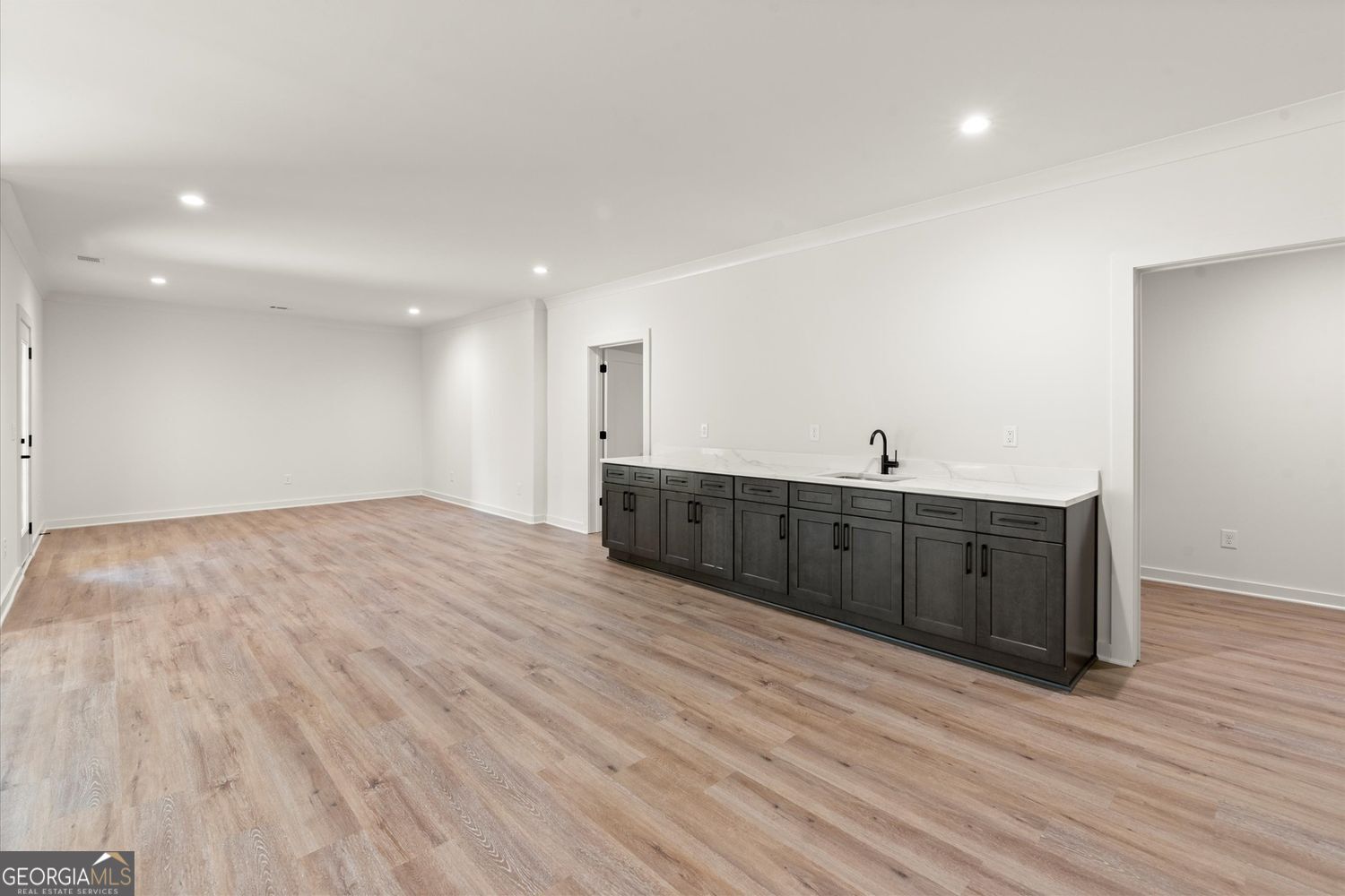 VESTAVIA ESTATES - Residential