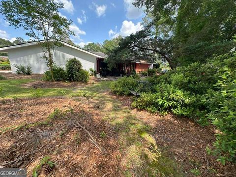 A home in Baxley