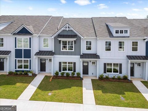 2712 Sandy RD 195 Conyers GA 30013