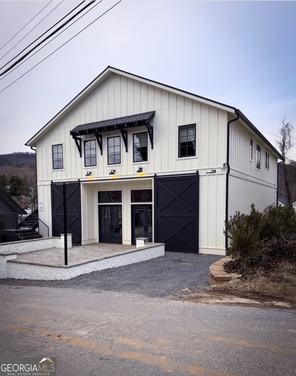 118 Oak Crescent CIR