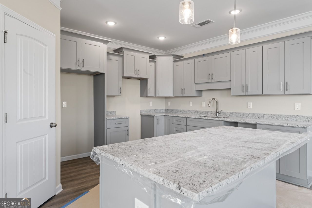 Th Enclave at Brookmont - Residential