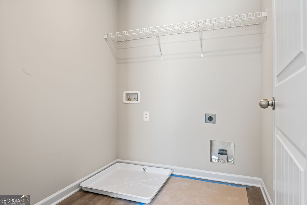 Th Enclave at Brookmont - Residential