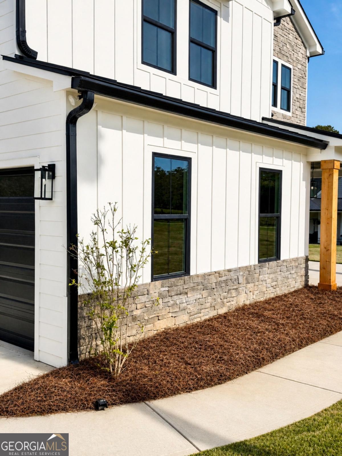 790 Ferguson PL