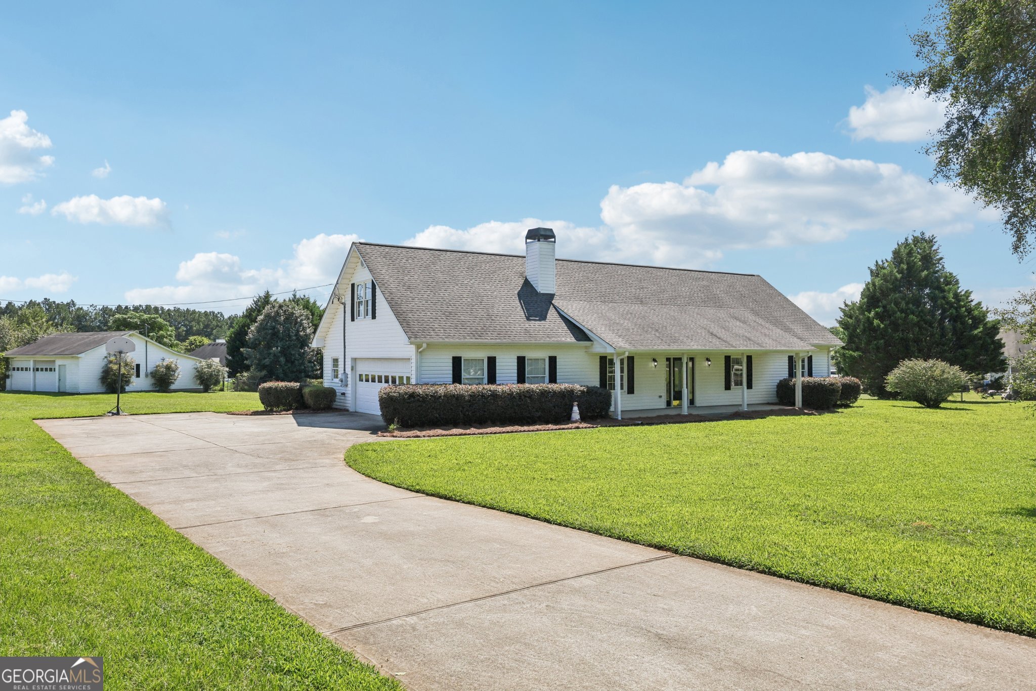 246 Queens Cemetery RD